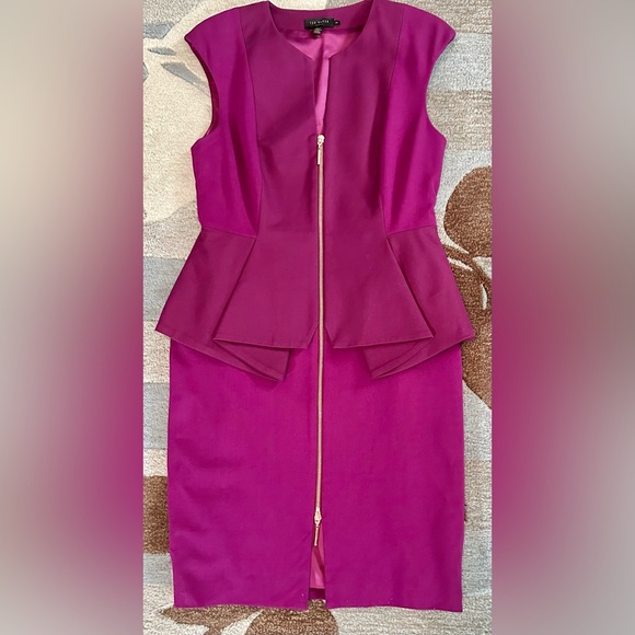 Ted Baker London Jamthun Full Zip Front Peplum Dress ZB6 - Picture 3 of 9